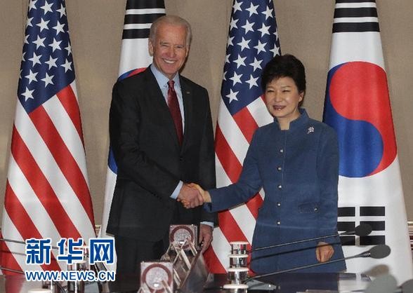 Phó Tổng thống Mỹ Joe Biden thăm Hàn Quốc (ngày 6 tháng 12 năm 2013)